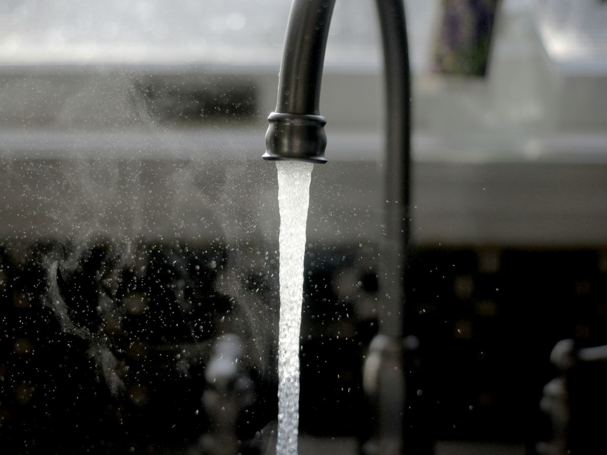 Kitchen faucet running